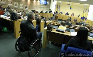 Parlament FBiH usvojio dva zaključka u vezi boračke populacije